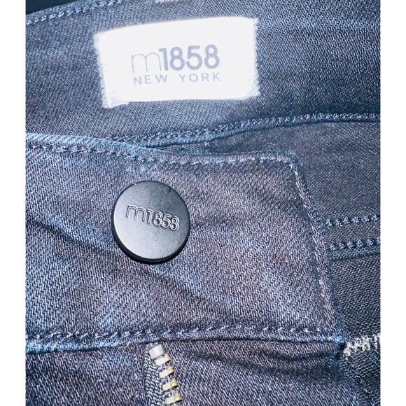 Kai Skinny Ankle Midnight Distressed Jeans M1858 NY  Raw Hem Womens 8/29 - Picture 3 of 5